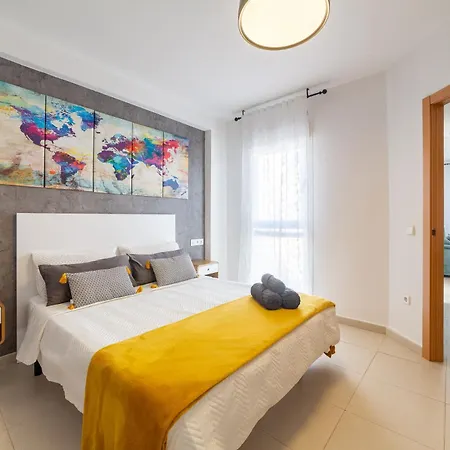 Laguna Apartment *